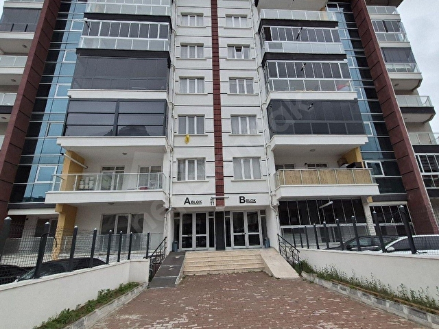 GÜRBÜZ EMLAKTAN TÜRKÖZÜ MAHALLESİNDE SATILIK ÇİFT ASANSORLÜ 4+1MERKEZİ ISITMALI YAPILI DAİRE. - Görsel 19