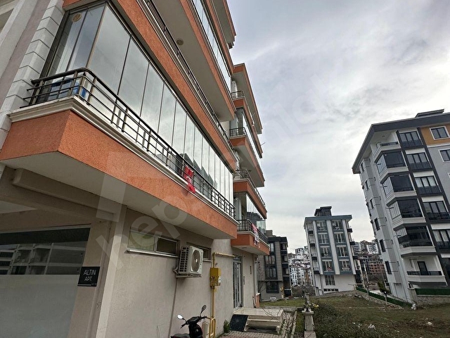 Körfez Tramway Durağına 200 Mtr Mesafede Kiralık Eşyalı1+1 Daire - Görsel 24