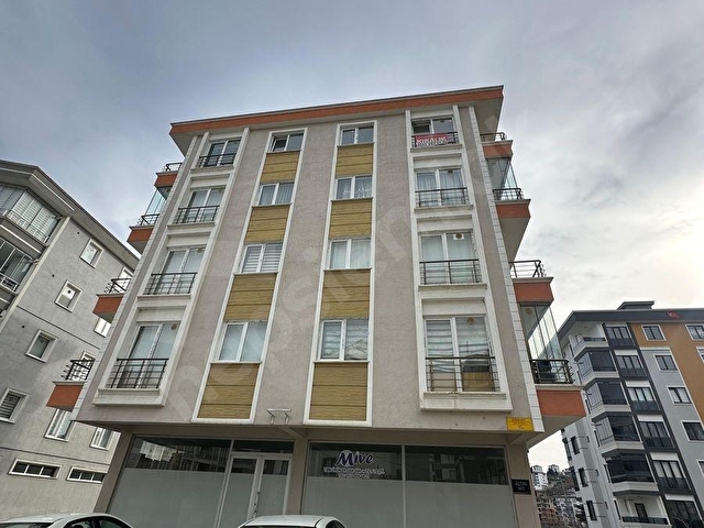 Körfez Tramway Durağına 200 Mtr Mesafede Kiralık Eşyalı1+1 Daire - Görsel 13