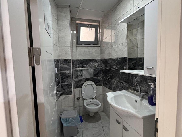 BECİKOĞLU EMLAK İZZET BAYSAL CADDESİ AKBANK ÜSTÜ KİRALIK 4+1 OFİS101 - Görsel 12
