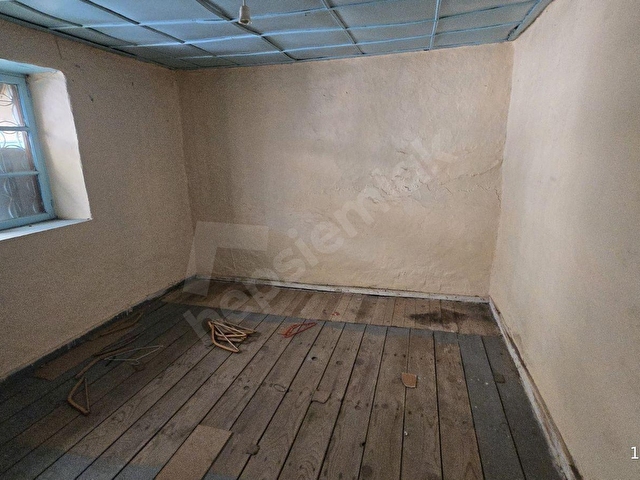 Satılık Tek katlı Bakçeli Müstakil Ev - Görsel 15