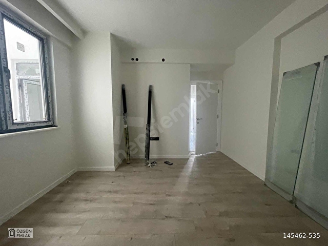 ÖZGÜNDEN KUMLUBEL MAHALLESİ CADDE ÜSTÜ 3+1 DAİRE - Görsel 21