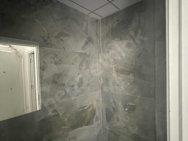 ÖZGÜNDEN KUMLUBEL MAHALLESİ CADDE ÜSTÜ 3+1 DAİRE - Görsel 25