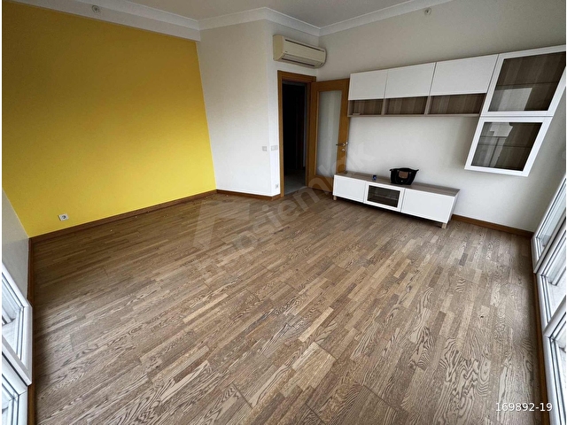 TURYAPTAN ÖMERPAŞADA SATILIK BALKONLU HAVUZLU 80m2 NET 2+1 - Görsel 3
