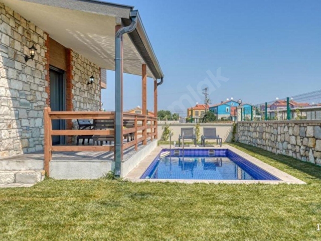RAIONDAN KUŞÇULARDA 4+1 MÜSTAKİL HAVUZLU EŞYALI KİRALIK VİLLA - Görsel 21