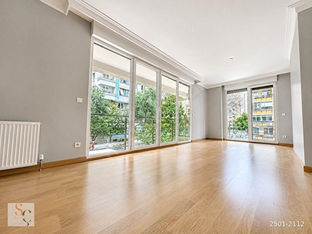 ERENKÖYDE DİVANIN SOKAĞINDA PRESTİJLİ BİNADA KAÇIRILMAZ FIRSAT - Görsel 21