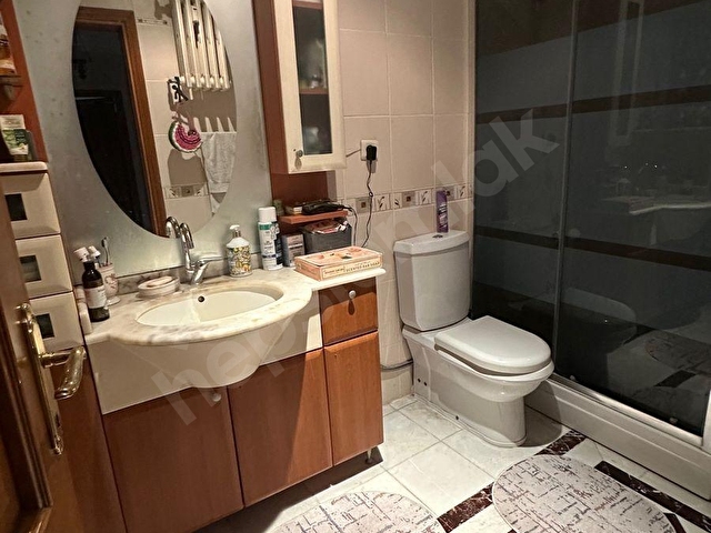 Front to MEF school, well furnished 3+1 Ulus Vadi - Görsel 12