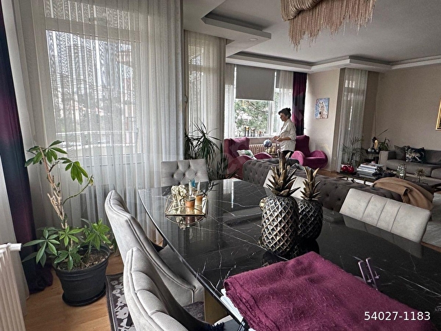 Front to MEF school, well furnished 3+1 Ulus Vadi - Görsel 18