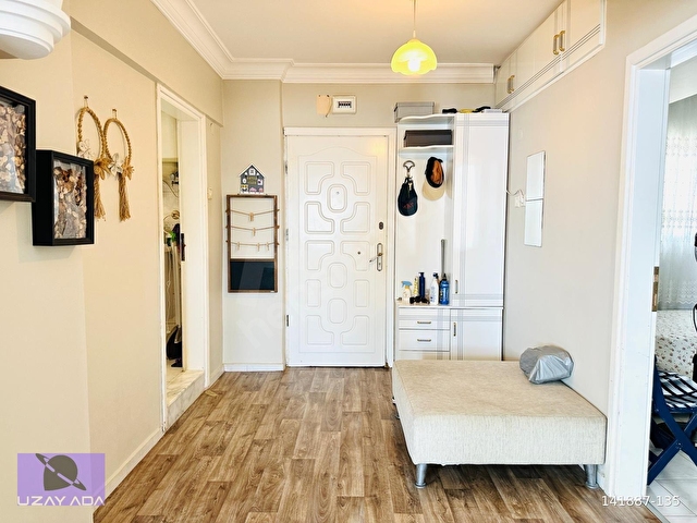 Denize sıfır Seçkin Sitesinde Deniz Manzaralı 2+1 Daire SATILIK - Görsel 4