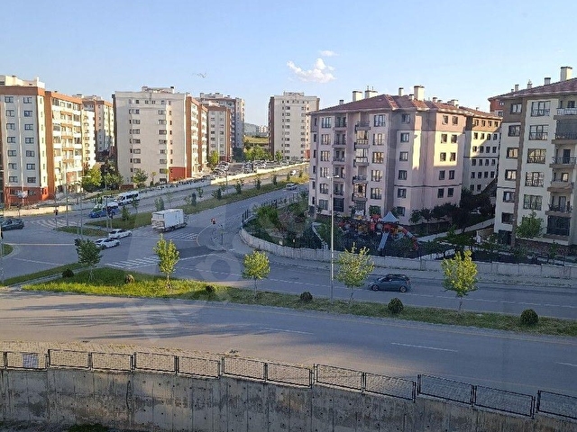 SİNCAN SARAYCIK TOKİDE EBEVEYN BANYOLU 143 M2 ARA KAT SATILIK 3+1 - Görsel 25