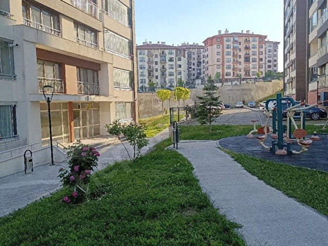 SİNCAN SARAYCIK TOKİDE EBEVEYN BANYOLU 143 M2 ARA KAT SATILIK 3+1 - Görsel 29
