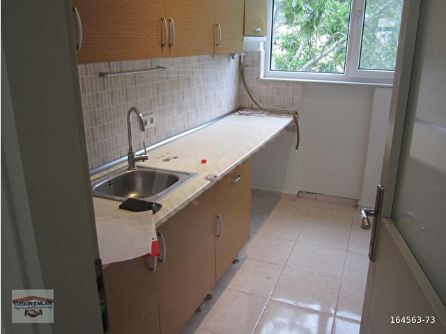 TARABYA SAHİLDE   BOYALI TAŞINMAYA HAZIR  2+1  ARA KAT DAİRE - Görsel 18