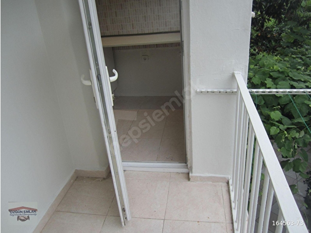 TARABYA SAHİLDE   BOYALI TAŞINMAYA HAZIR  2+1  ARA KAT DAİRE - Görsel 23