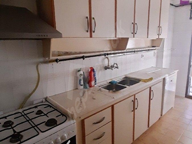 Basın Sitesinde 3+1 ARA kat doğalgazlı asansörlü daire