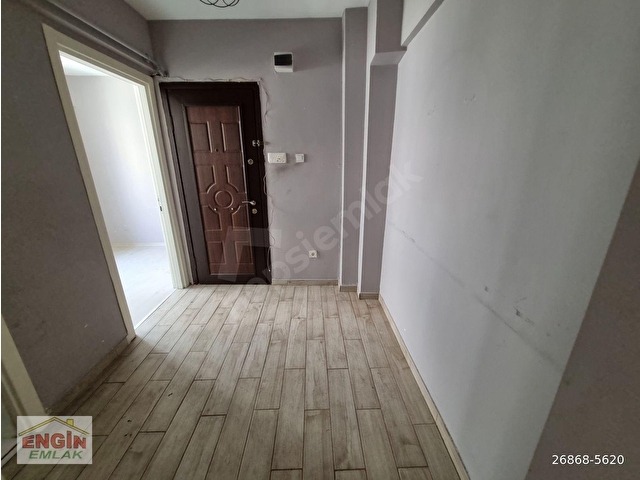 FERİKÖYDE MERKEZİ KONUM 2+1 75m2 3.KAT FERAH AYDINLIK DAİRE - Görsel 12