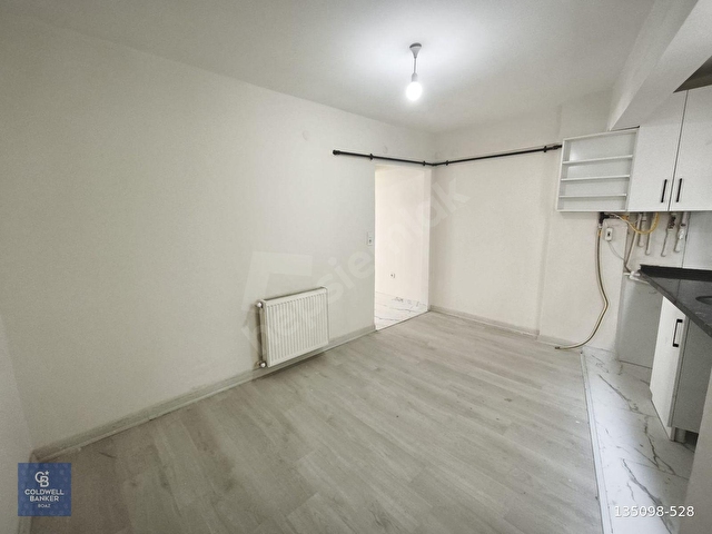 KADIKÖY MERKEZİ KONUMDA KİRALIK 1+1 DAİRE - Görsel 2