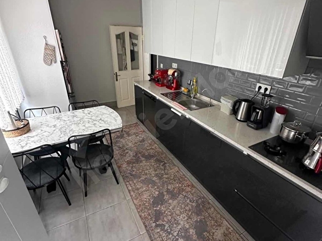 CUMHURİYETte - 2. kat - ASANSÖRLÜ - 130 M2 BRÜT - BALKONLU - Görsel 22