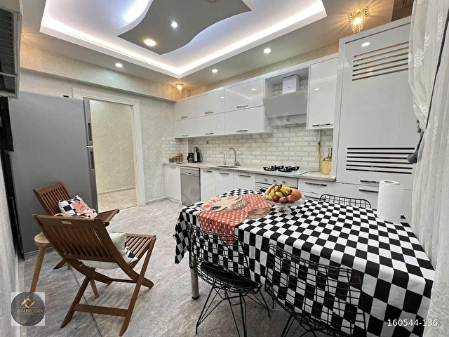 MERKEZİ KONUMDA MASRAFSIZ LÜKS DİZAYN EDİLMİŞ 3+1 DAİRE - Görsel 2