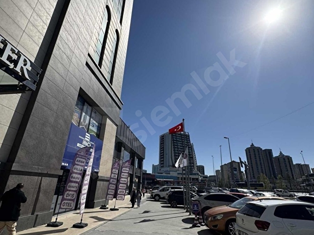 E 5 e CEPHE KİRALIK OFİSLER - Görsel 2