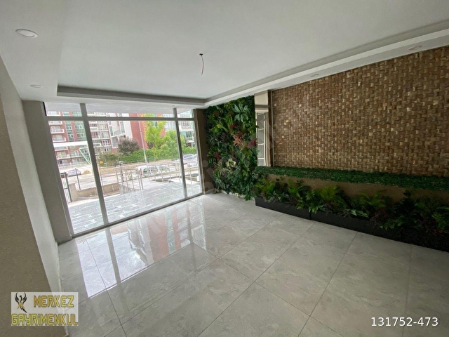 M.GDEN QUEENPARK SİTESİNDE SATILIK YÜKSEK GİRİŞLİ FULL YAPILI  2+1 DAİRE - Görsel 4