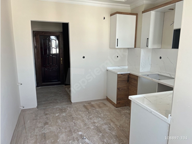 MERKEZİ KONUMDA 150 M2 3+1  İÇİ SIFIR YAPILI KİRACILI SATILIK DAİRE - Görsel 16