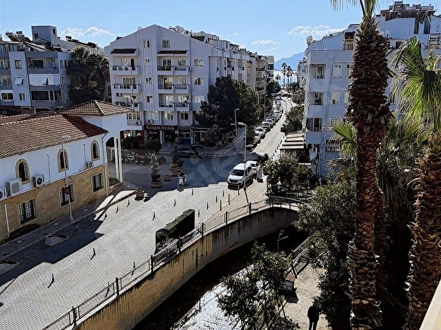 Satılık Manzaralı Havuzlu Bina Da Ferah Daire - Görsel 28