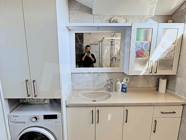 Satılık Manzaralı Havuzlu Bina Da Ferah Daire - Görsel 8
