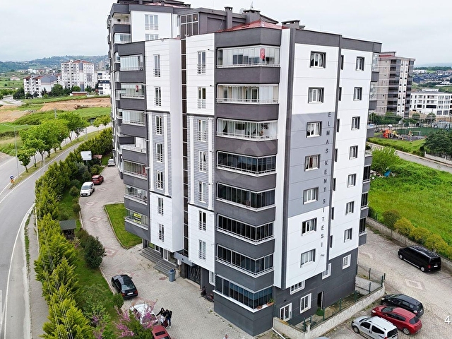 HAVUZLU SİTEDE GENİŞ 3+1 KİRALIK DAİRE