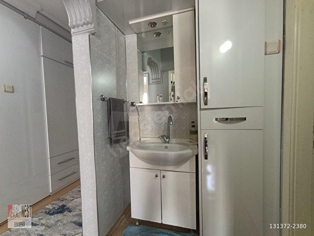 RW NESTTEN BALKAN CD. ÜZERİ SATILIK BAKIMLI 3+1 DAİRE - Görsel 22