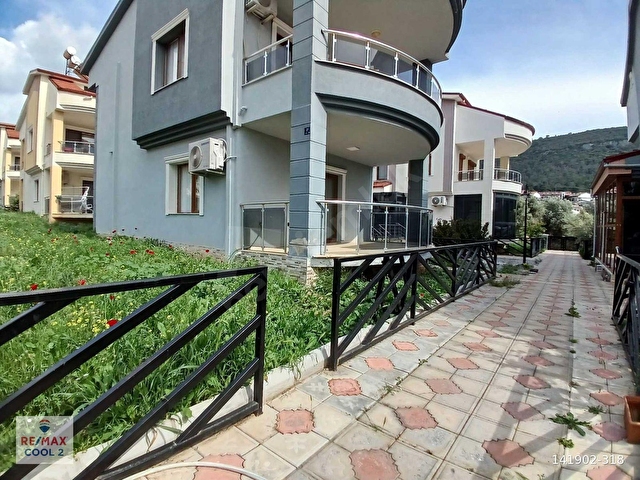 SİTE İÇİ TAM MÜSTAKİL GENİŞ BAHÇELİ 3+1 YILLIK KİRALIK VİLLA - Görsel 3