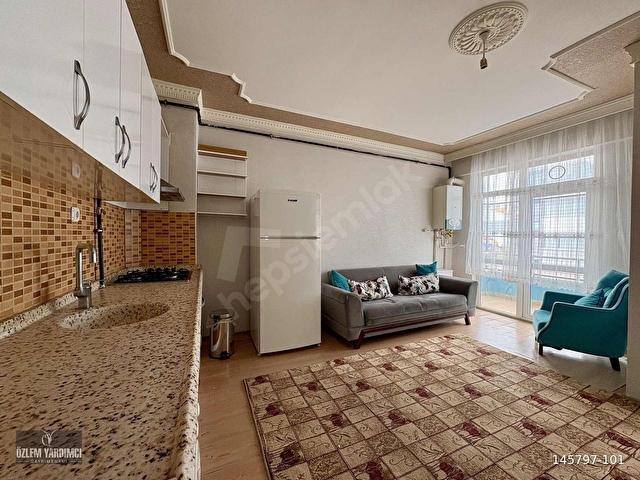 ÖZLEM YARDIMCIDAN IŞIK GOLD SİTESİNDE SATILIK EŞYALI 1+1 DAİRE - Görsel 15