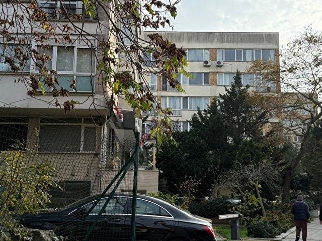 Ali Obuzdan Profesörler Sitesinde Ara Kat Daire - Görsel 2