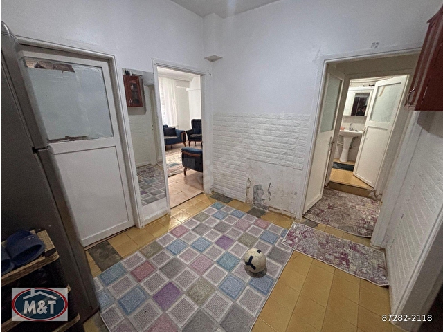 Güngören Camlıkahvede 30 Yıllık Bina 3+1 Asansörlü Satılık Hisse Tapulu Daire - Görsel 20
