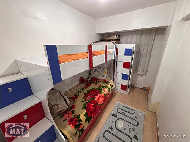 Güngören Camlıkahvede 30 Yıllık Bina 3+1 Asansörlü Satılık Hisse Tapulu Daire - Görsel 29