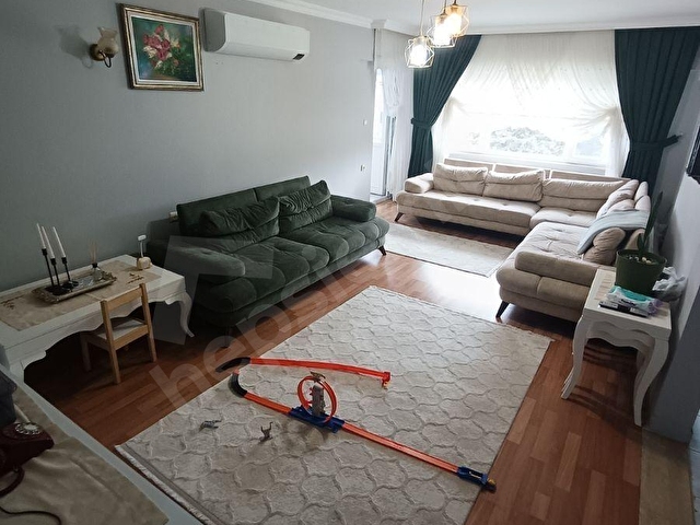 ŞİRİNEVLER MAHALLESİNDE SATILIK 105 M2 2+1 BETON ÇATI - Görsel 4