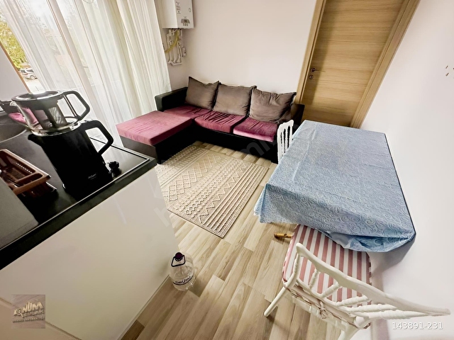 YENİKÖY DE KİRALIK 1+1 EŞYALI ANA CADDE ÜZERİ DAİRE - Görsel 22