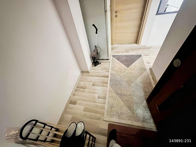 YENİKÖY DE KİRALIK 1+1 EŞYALI ANA CADDE ÜZERİ DAİRE - Görsel 18