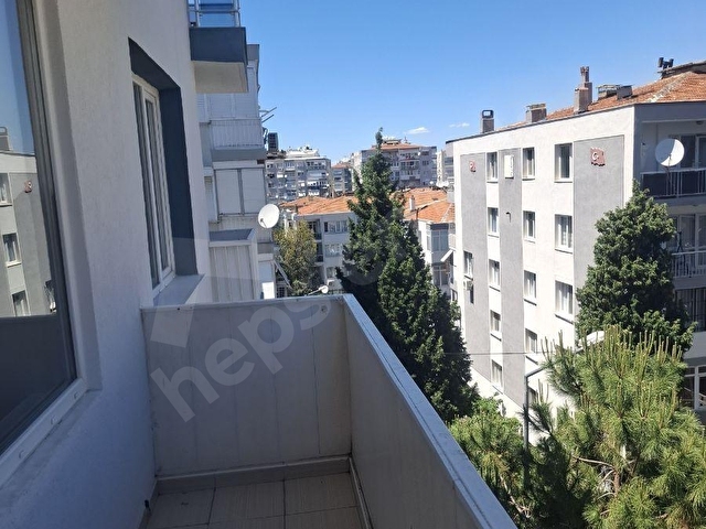 Esenyali da Amrrikan koleji ve Katipçelebi hastane yakini - Görsel 3
