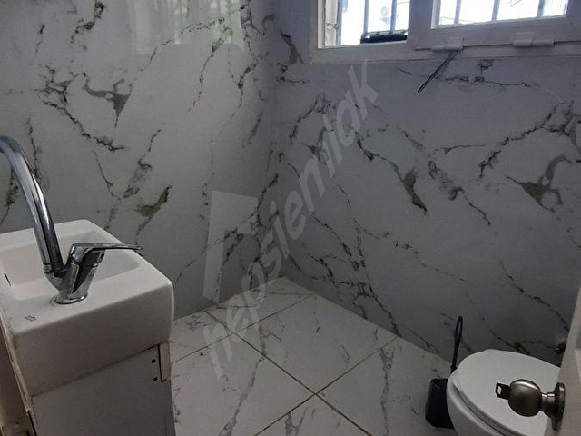 BAHÇELİEVLER MERKEZİ YERİNDE BATAR KATLI 170 METRE KİRALIK İŞ YERİ DÜKKAN - Görsel 19