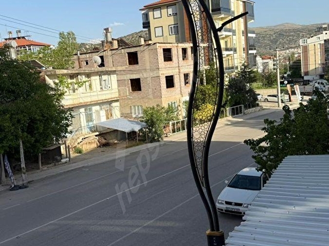 BALOĞLU GAYRİMENKUL DEN MERKEZİ KONUMDA GENİŞ FERAH 4+1 DAİRE - Görsel 24