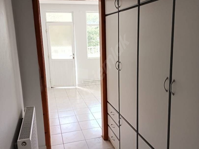 SAHİBİNDEN ASKER KIŞLASI KARŞISINDA KİRALIK DAİRE - Görsel 22
