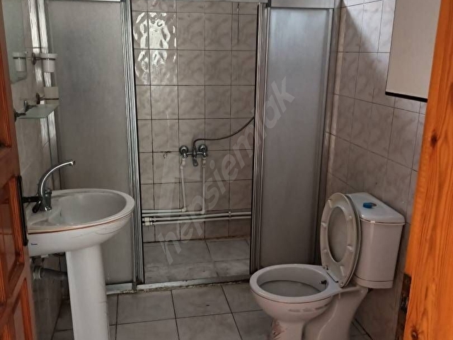 SAHİBİNDEN ASKER KIŞLASI KARŞISINDA KİRALIK DAİRE - Görsel 6