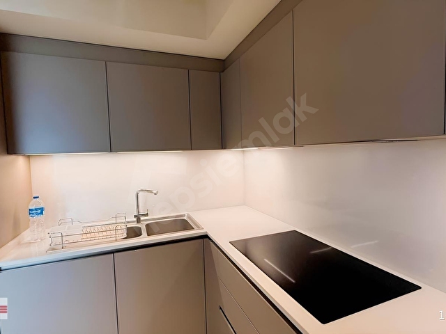 Emaar Addresste Deniz ve Şehir Manzaralı Eşyalı 3.5+1 Kiralık - Görsel 18