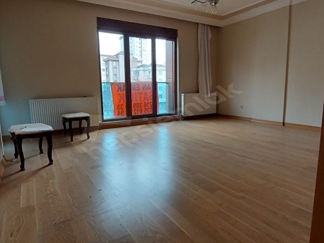 3+1 PETROLİŞTE,MARMARAYA YAKIN,GENİŞ BALKONLU,YENİ DAİRE