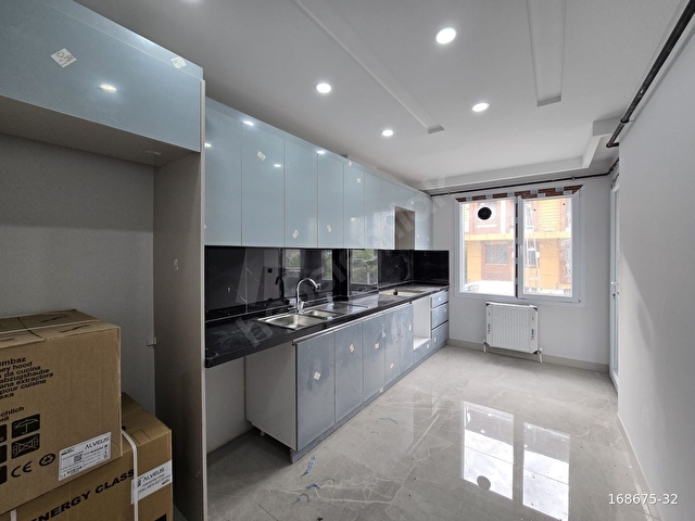 BEYLİKDÜZÜ KAVAKLIDA SIFIR LÜKS EVEBEYN BANYOLU 135M2 3+1 DAİRE - Görsel 6