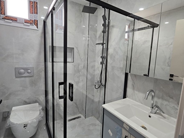 BEYLİKDÜZÜ KAVAKLIDA SIFIR LÜKS EVEBEYN BANYOLU 135M2 3+1 DAİRE - Görsel 27