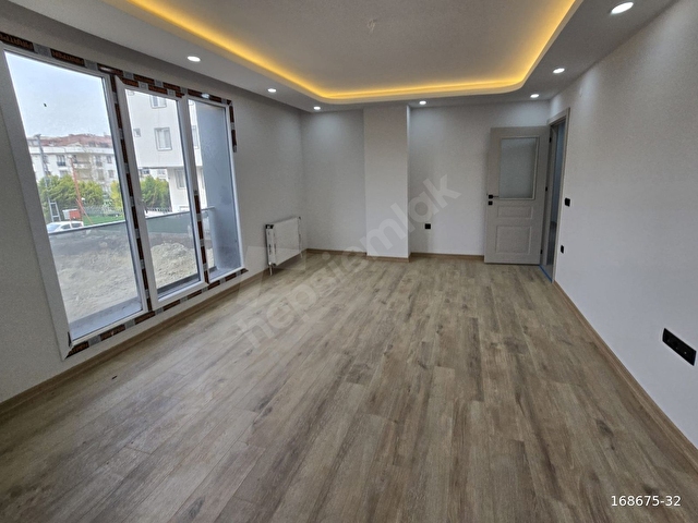 BEYLİKDÜZÜ KAVAKLIDA SIFIR LÜKS EVEBEYN BANYOLU 135M2 3+1 DAİRE - Görsel 25