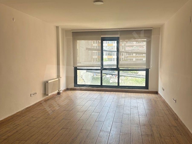 Şişli Hrant Dink sokağında Merkez handa ofis 32 m2 - Görsel 3