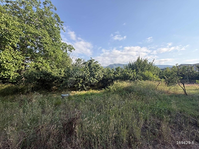 KARTEPE MAŞUKİYEDE SATILIK VİLLA İMARLI 1490 M2 ARSA