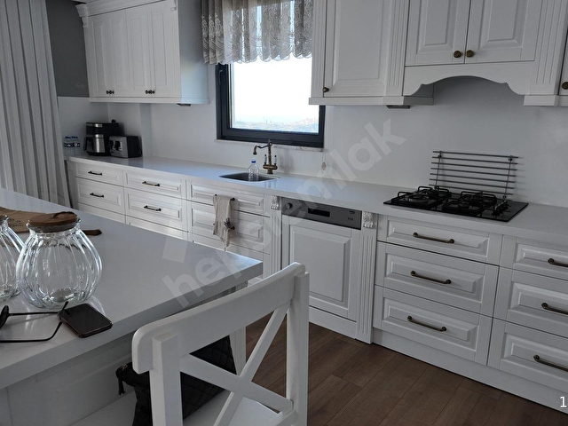 20 DÖNÜM ARAZİ İÇİNDE, DENİZ + ORMAN MANZARALI, LÜKS VİLLA - Görsel 5